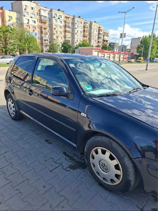 Продава се Golf 4