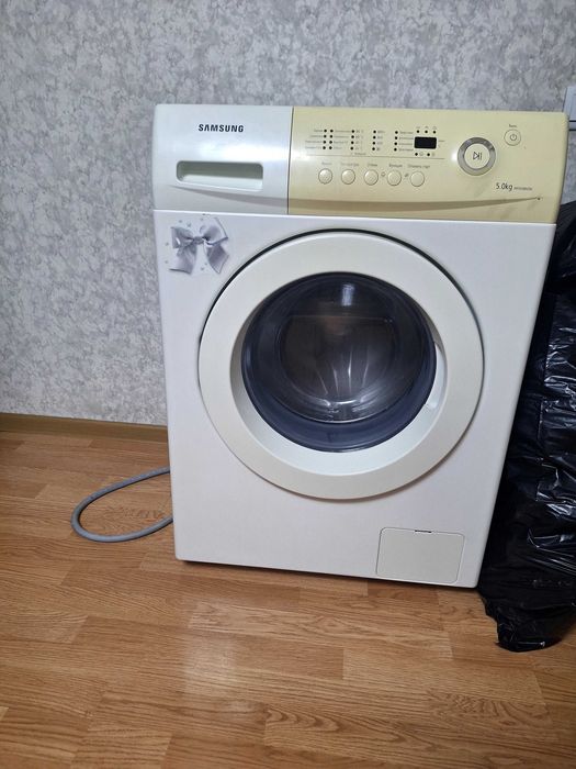 Продам стиральную машинку