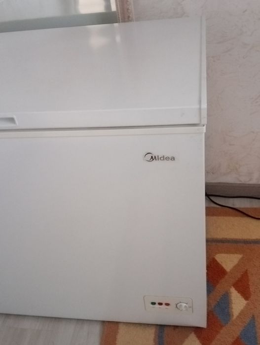 Продам морозильник