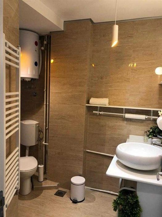 Дава се под наем Двустаен апартамент в Бургас, Лазур - 62 кв.м за 204 € - Снимка #1