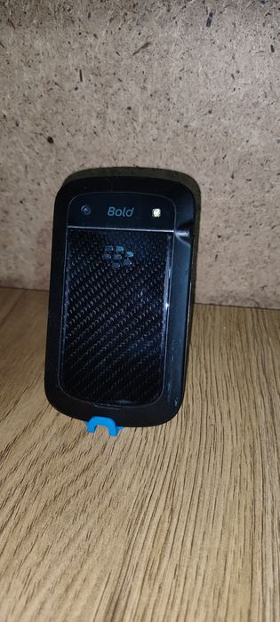 Премиум телефон BlackBerry Bold 9930