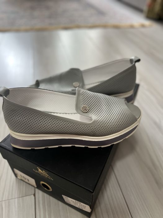 Туфли женские кожанные