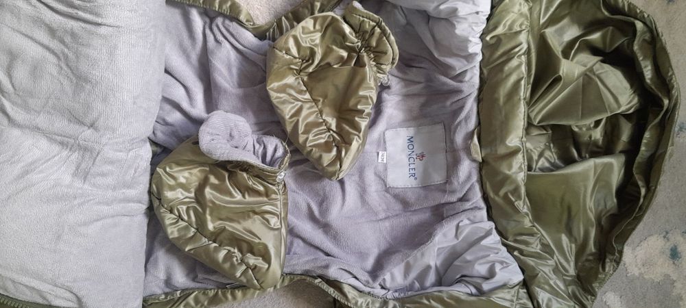 Продам детский комбинезон