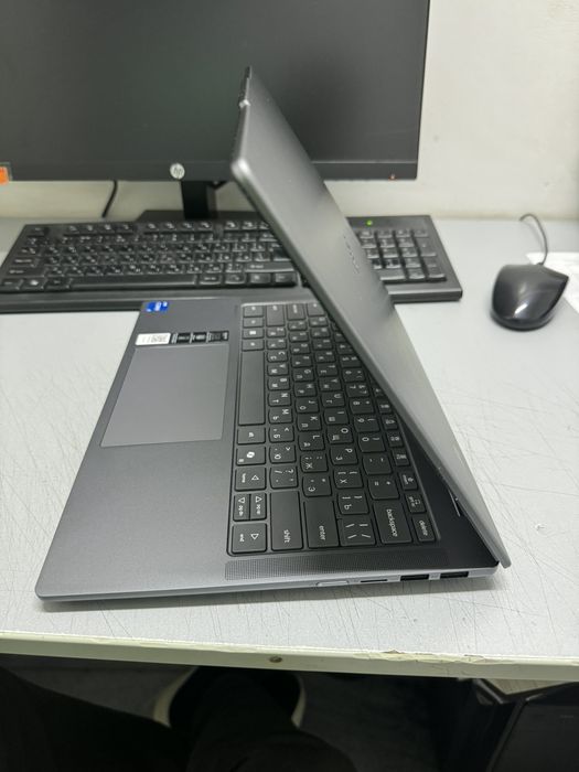 Lenovo IdeaPad Slim 5 14IRH10
