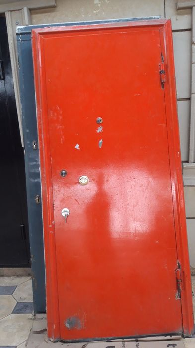 Бу темір есіктер