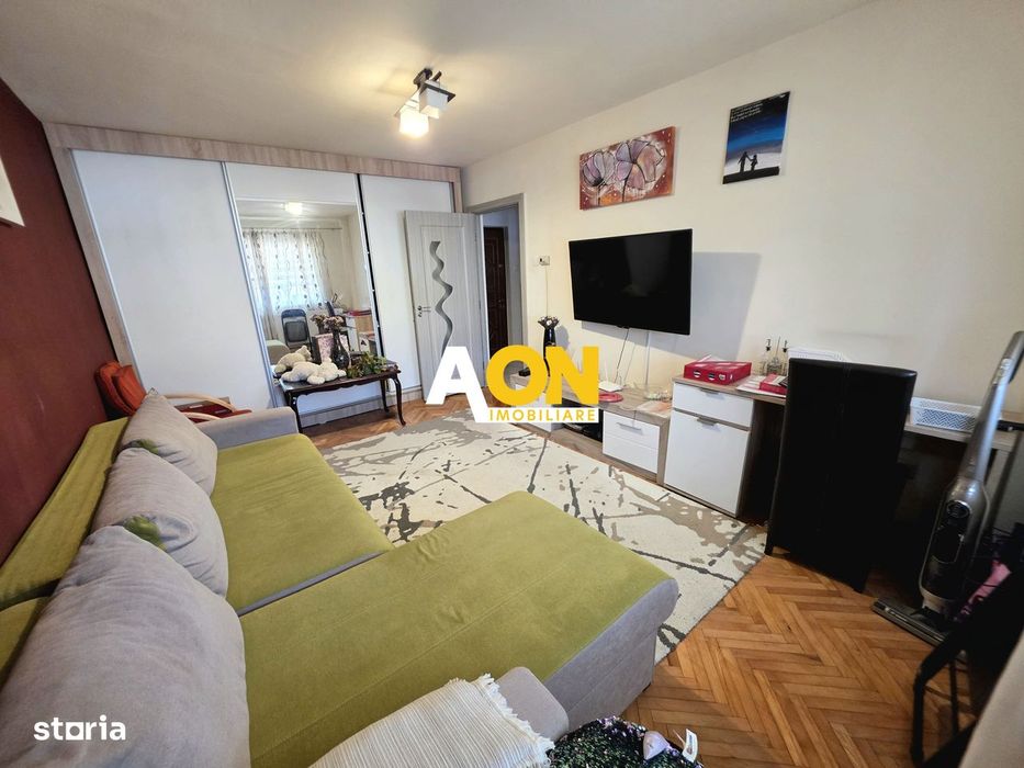 Apartament 3 Camere, Decomandat, Complet Mobilat, Cetate — fotografia 1
