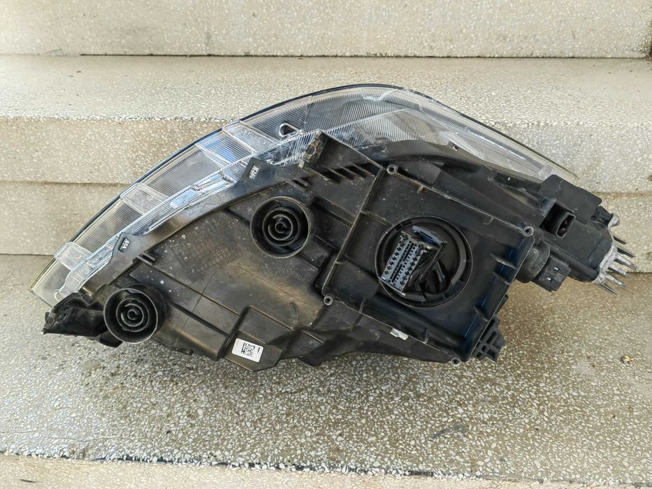 Фар Seat Ibiza 6F LED ляв / Фар Сеат Ибиза 6Ф Оригинален