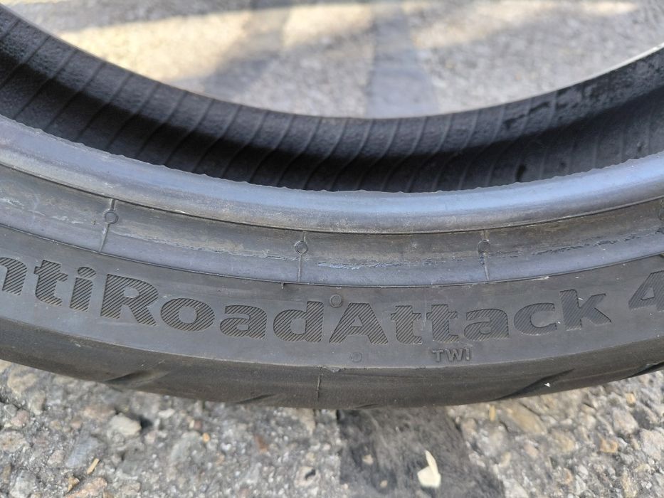 120/70/17"Continental dot2023