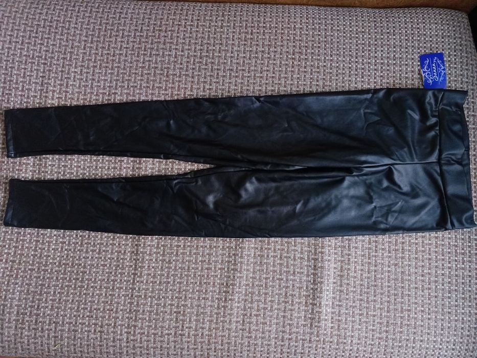 Продам новые с эткеткой джинсы