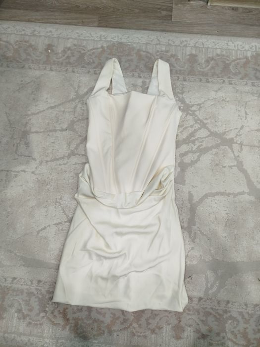 продам платья по штучно