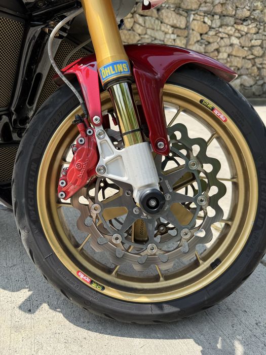 Aprilia Tuono RSV 1000R