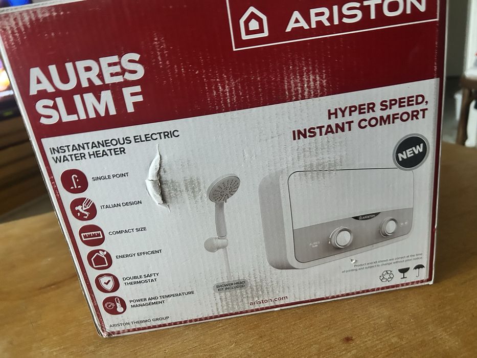 Проточен бойлер Ariston aures sf 7 kw