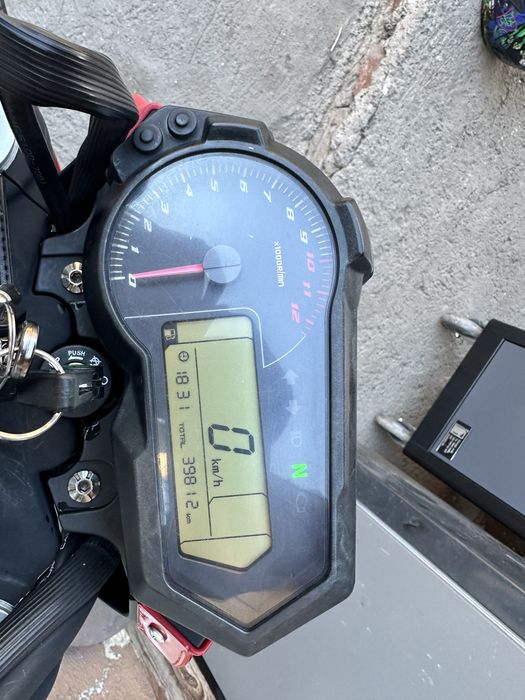 Продавам пистов мотор benelli