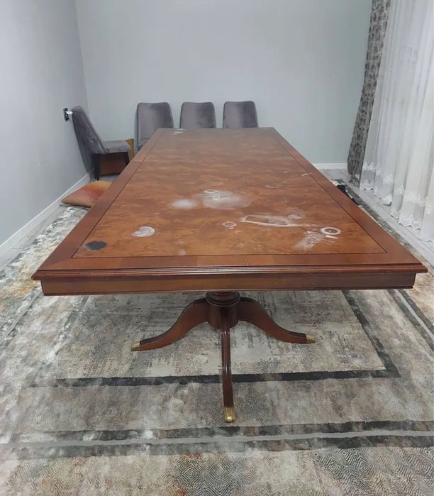 Продам стол хорошый