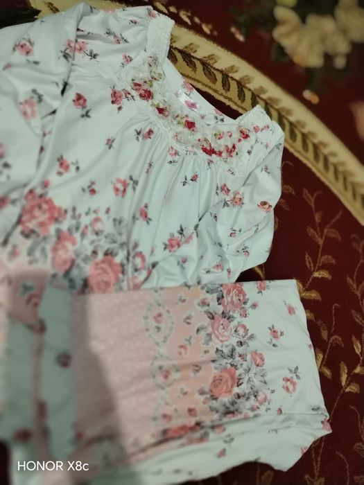 Ayollar uchun pijamlar