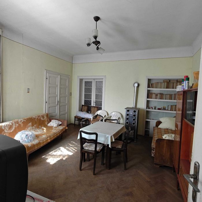 Casă individuală ultracentrală, teren 380 mp – ideală pentru renovare și investiție