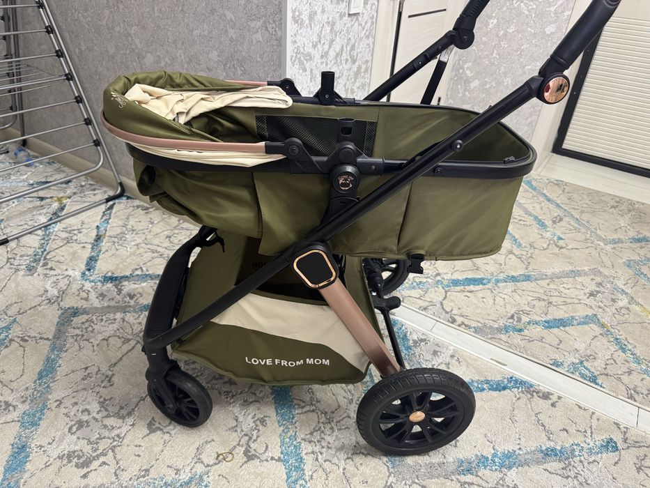 Детская коляска.