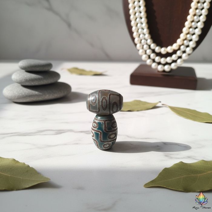 Тибетская бусина Дзи