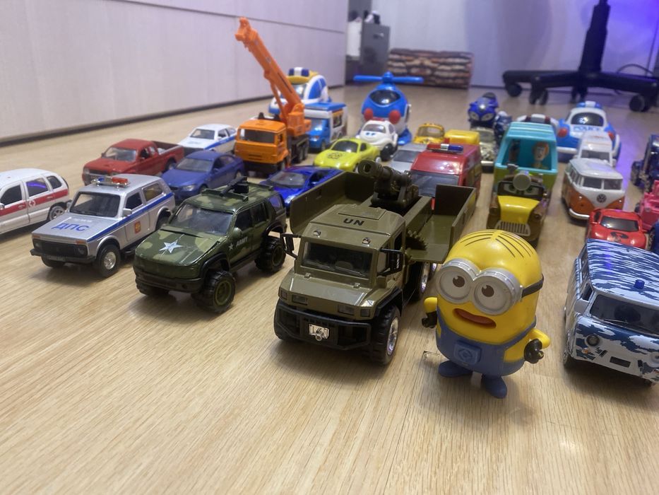 Набор из 47 игрушек