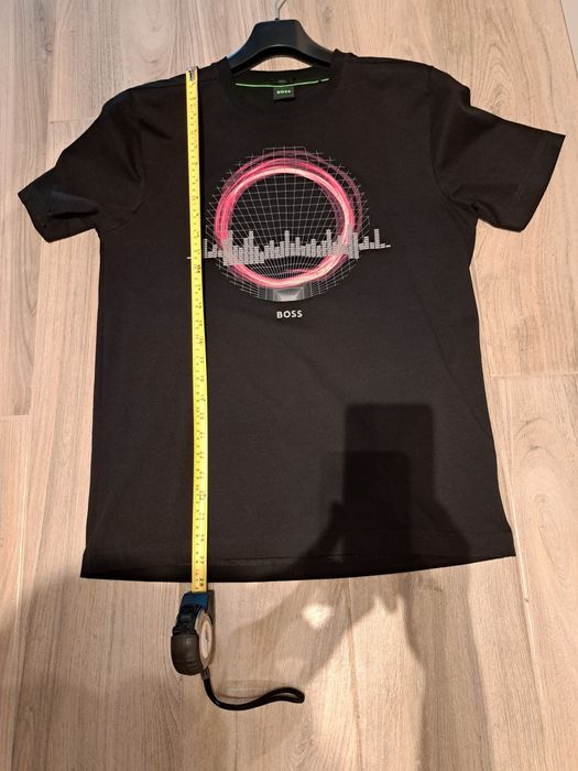 Boss мъжка тениска размер М