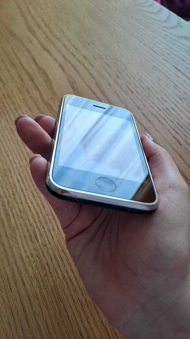 IPhone 3g 16gb, obiect de colectie