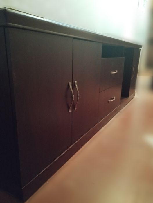 Продается класический рукаводительский комплект Dious