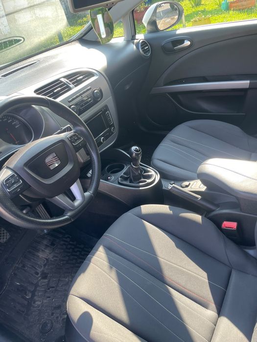 SEAT Leon 2012 — imagine 5