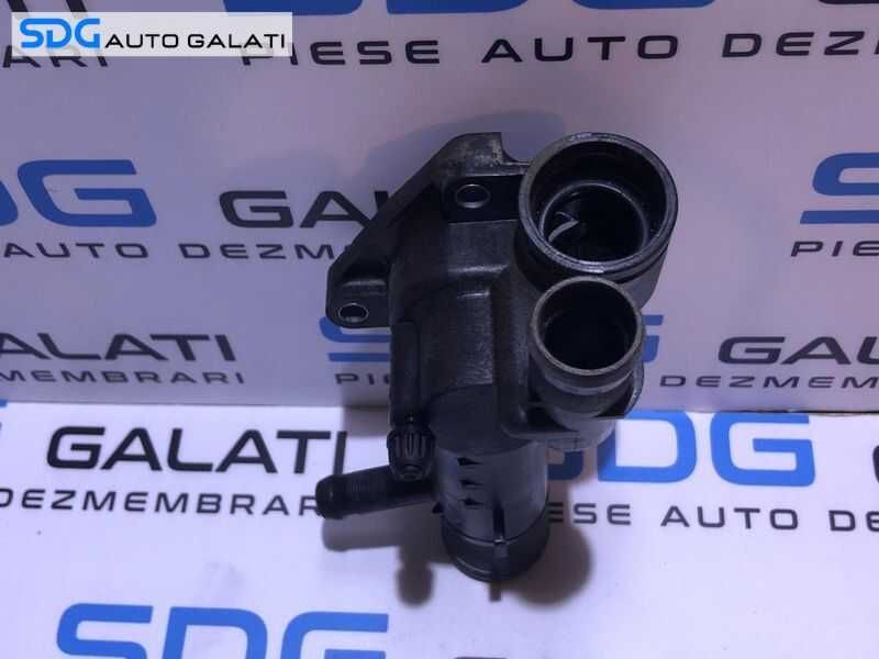 Corp Carcasa Distribuitor Termostat Apa Dacia Logan 1 1.6 2004 – 2012 Cod 8200954288 8200954288A[S0351]