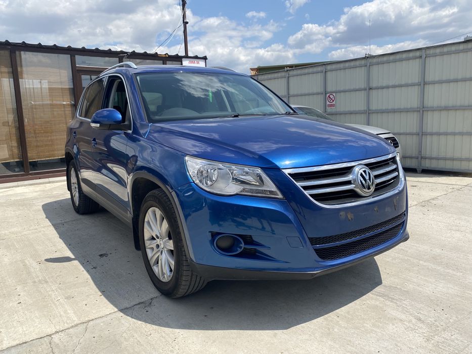 Dezmembrez Vw tiguan 2.0 TDI