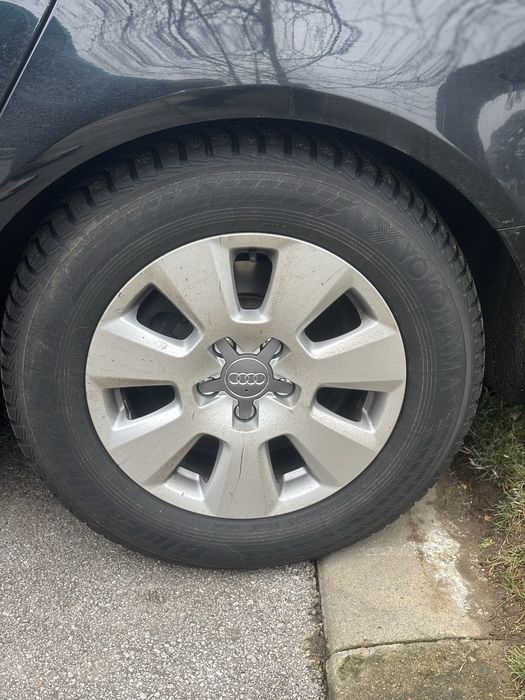 Джанти 16 5Х112 със зимни гуми от Audi 2015годин