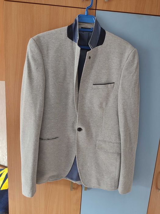 Оригинално мъжко сако Massimo Dutti 50