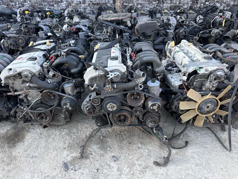 Двигатель Мерседес 104 мотор коробка