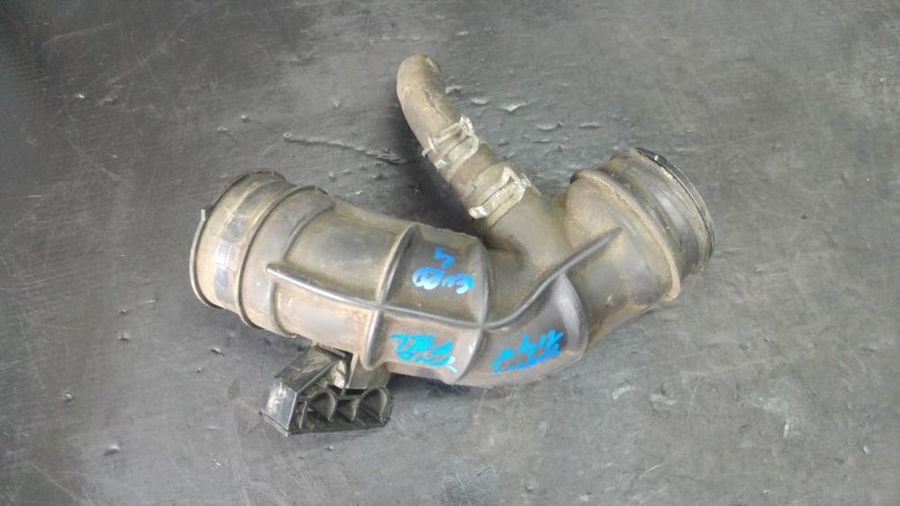 furtun intercooler 1.4d  1nd  1ndp72l euro 4 toyota yaris p9