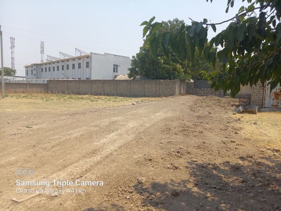 Омборхона кушимча ер майдони билан арендага берилади.