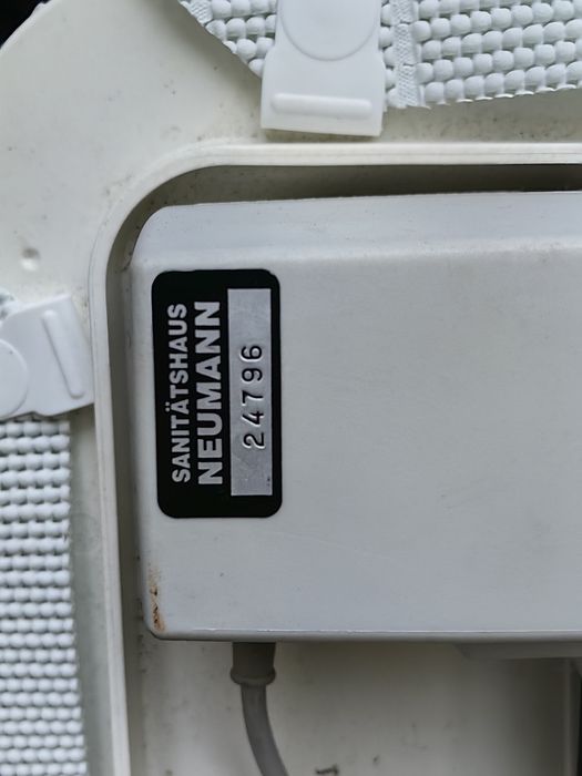 Стол за баня за трудно подвижни хора