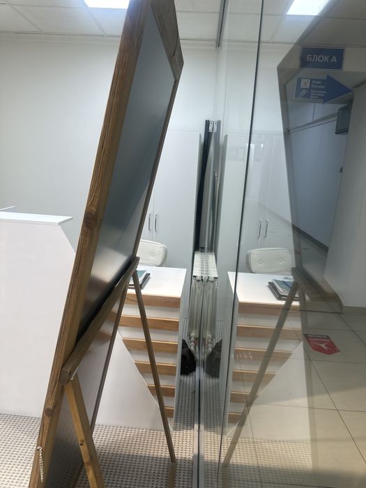 Зеркало в отличном состоянии