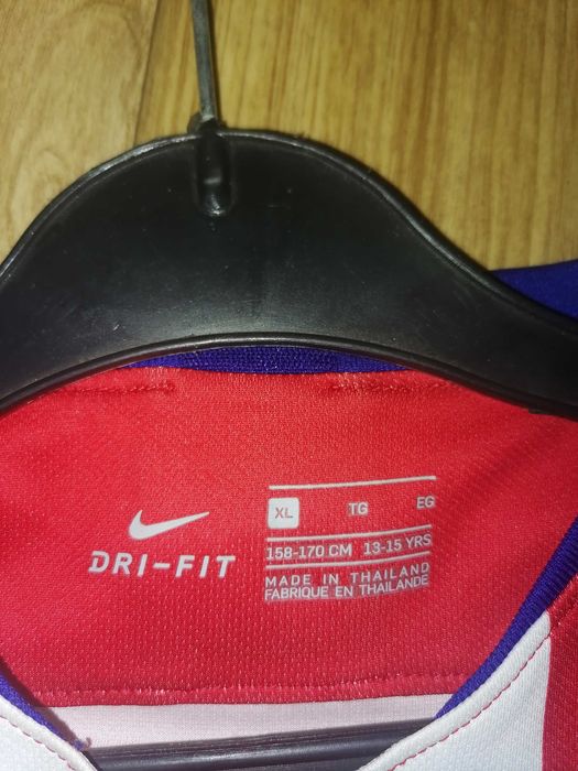 Футболни тениски