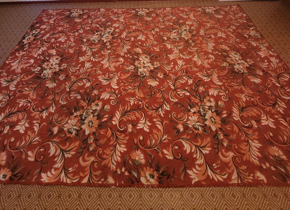 Продам палас 2×3 4000 тг