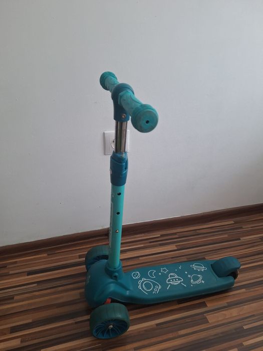 Trotineta copii reglabila 3-6 ani