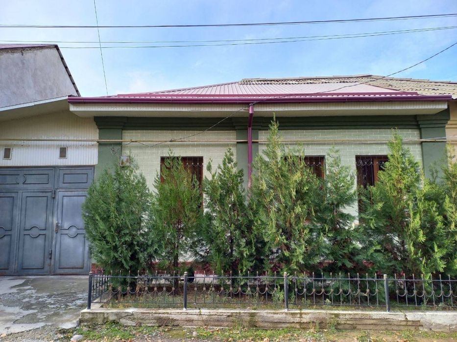 1.87 сотки Дом , Военный госпиталь , 3 комнаты