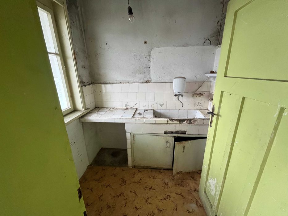 Продава се Къща в Казанлък - 180 кв.м за 595 €/кв.м - Снимка #3