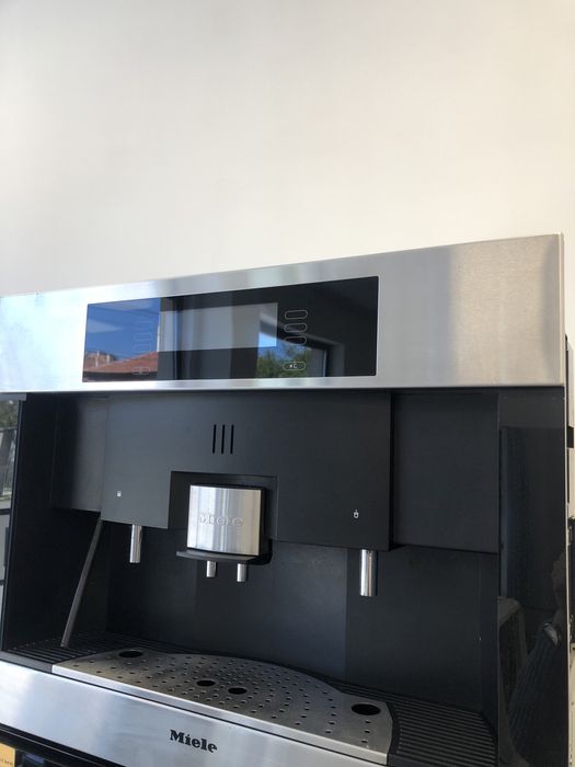 Кафемашина Miele CVA4085 за вграждане