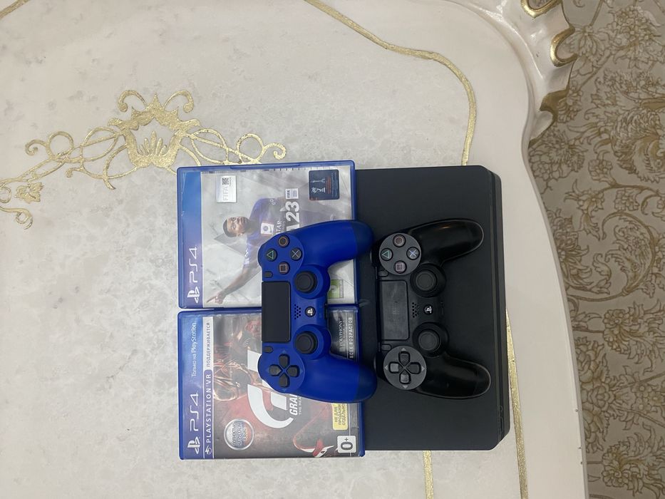 Playstation 4 slim 512gb
