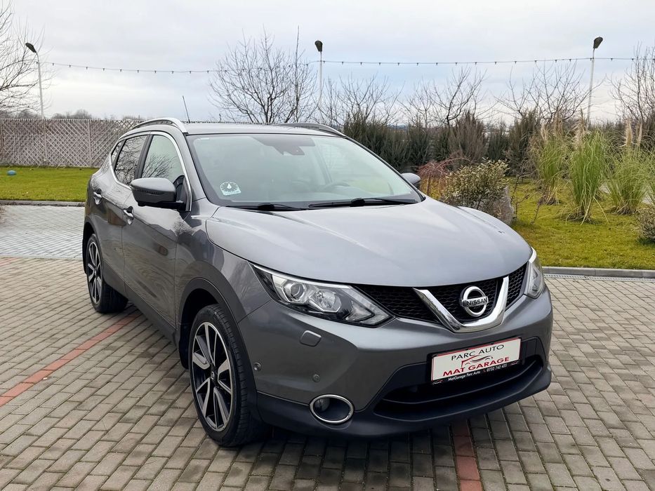 Nissan Qashqai TEKNA+/Bi-Xenon/Camere 360/KeyLess Entry&Go/Franeaza Singura...