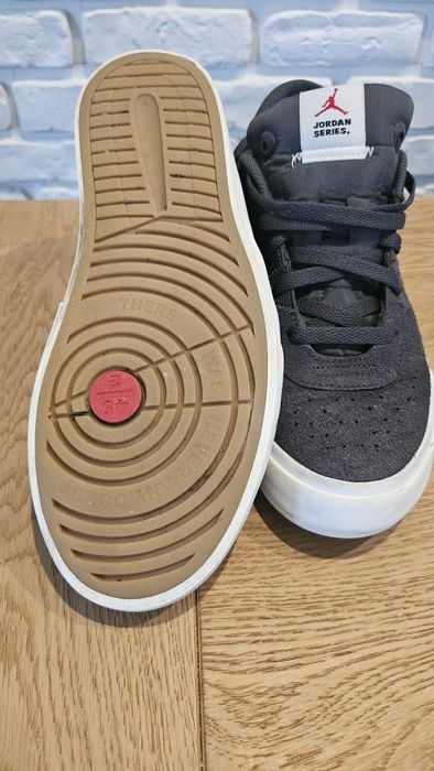 Sneakers Jordan, bleumarin, piele naturala, marimea 40