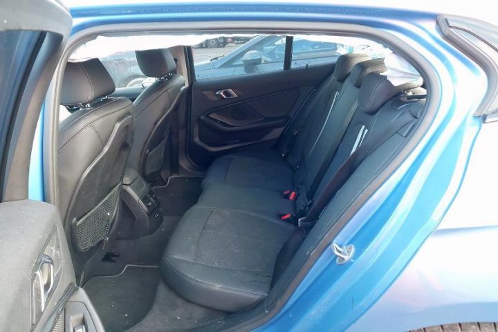 Dezmembrez BMW Seria 1 F40