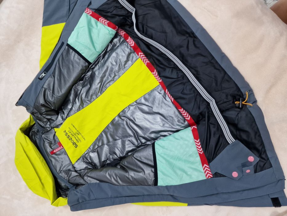 Горнолыжный костюм