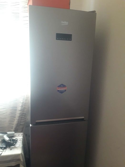 2 frigidere în stare buna