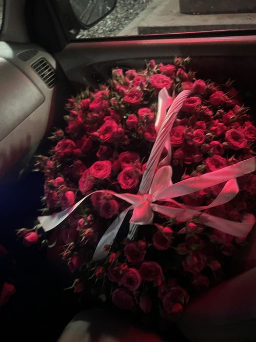 цветы свежий в корзинке