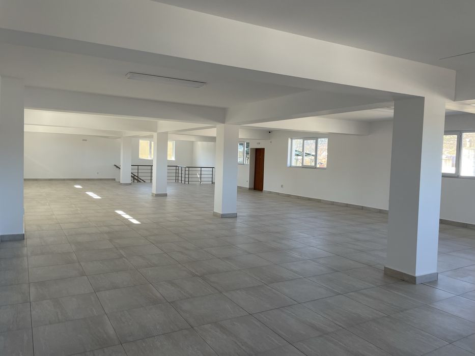 Дава се под наем Магазин в Разлог - 450 кв.м за 1133.22 € - Снимка #6